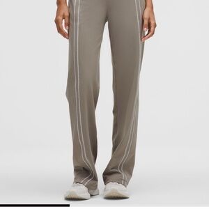 lululemon athletica Taupe Straight Leg Pants